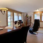 Lejlighed Laerchehus West By Interhome Kandersteg