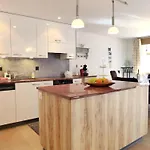 Lejlighed Laerchehus West By Interhome Kandersteg