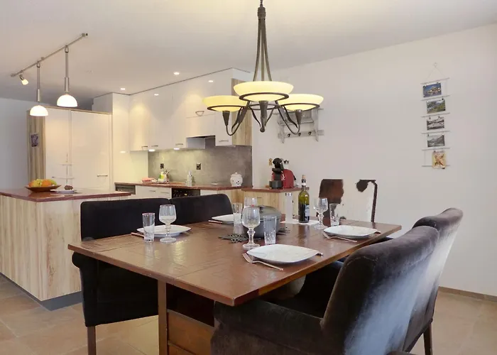 Laerchehus West By Interhome Kandersteg